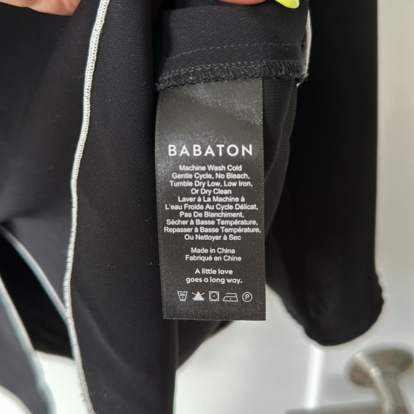 Black Babaton Blouse with White Piping - Picture 4 of 5